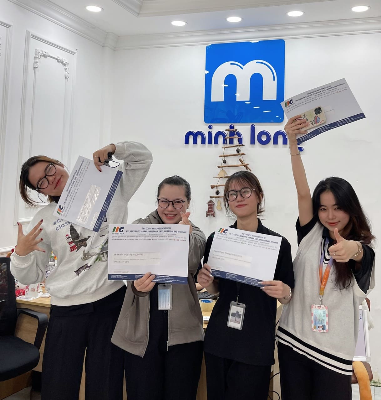 Bản sao của z5400804341048_4471cc40264e75a3b504b0226a288ad3 (1)